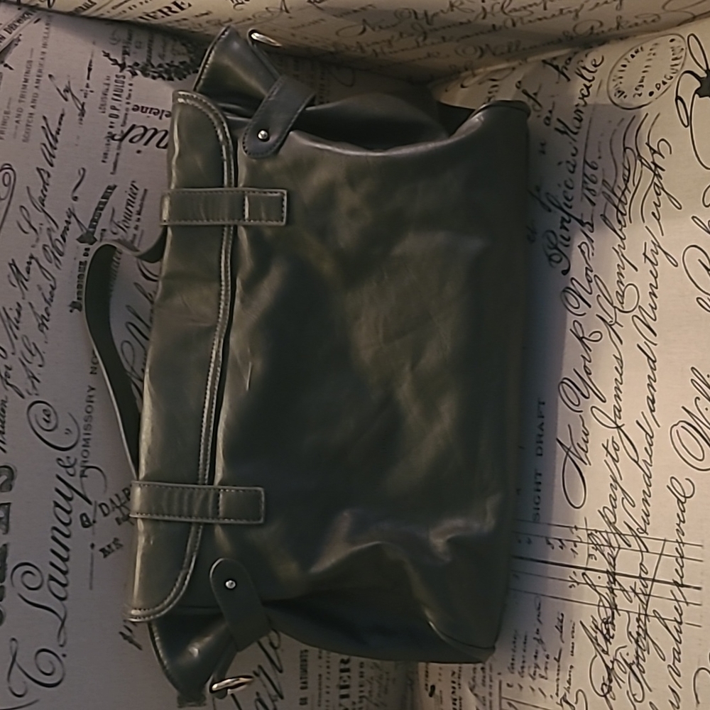 Satchel - Picture 3 of 5
